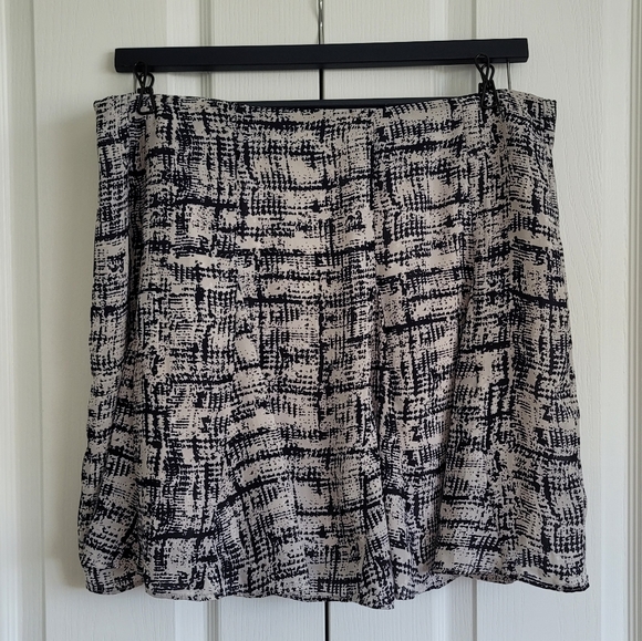 Banana Republic Skirt Size 14 - Picture 1 of 9